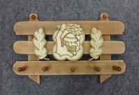 Вешалка резная с рисунком (тонированная), 5 крючков